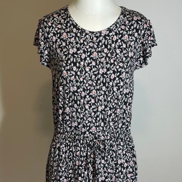 a.n.a. A New Approach Black‎ Floral Cap Sleeve Dress Womens Size Medium Pullover - Picture 2 of 10